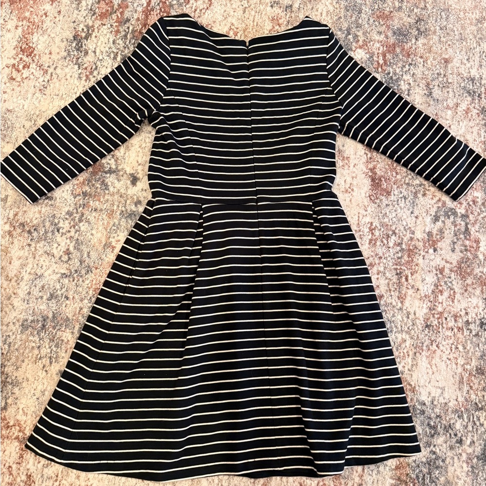 Banana Republic Women Dress in Black and White Stripes